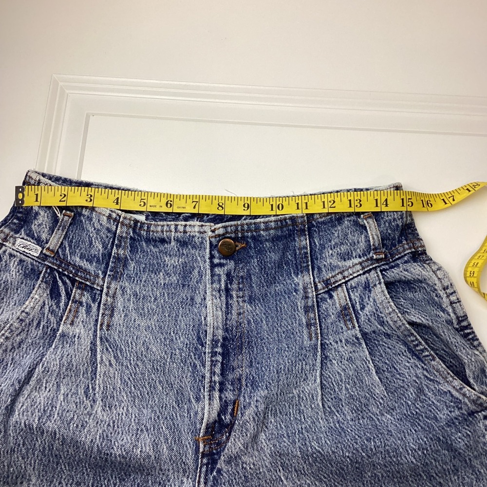 Vintage Chic High Waisted Acid Wash Pleated Jeans Made USA Blue Size 16 Petite - Picture 9 of 12